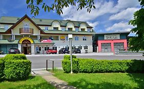 G.H. Knoll Proellhofer Cafe Bar Hills